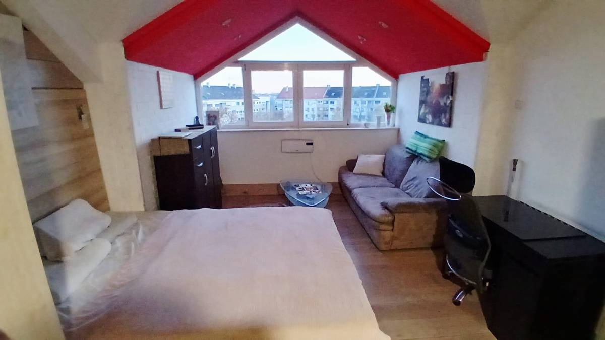 Malešnica - 57 m2, 4-soban, dvoetažni, 5.kat bez lifta!