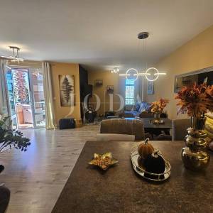 Malinska, Moderan stan s pogledom na more