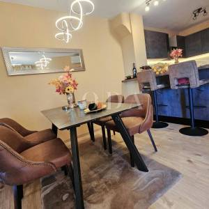 Malinska, Moderan stan s pogledom na more