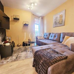 Malinska, Moderan stan s pogledom na more