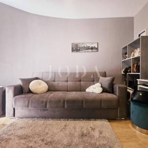 Malinska, Moderan stan s pogledom na more