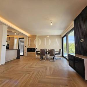 Malinska - nova kuća s bazenom i pogledom na more!