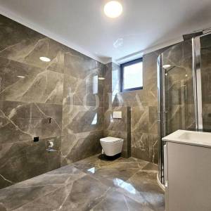 Malinska - nova kuća s bazenom i pogledom na more!