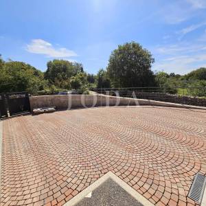 Malinska - nova kuća s bazenom i pogledom na more!