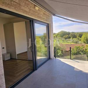 Malinska - nova kuća s bazenom i pogledom na more!