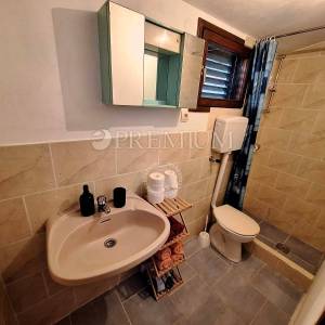 Malinska, okolica, samostojeća kuća za renovaciju!