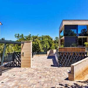 Malinska, prodaja, apartman u prizemlju novogradnje, s okućnicom i bazenom! 