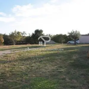 Marčana Istra Prizemnica s garažom na imanju od 26 000m2