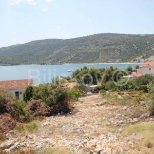 Marina, građ.zemlj.817m2 s ishod.lok.dozvolom za villu