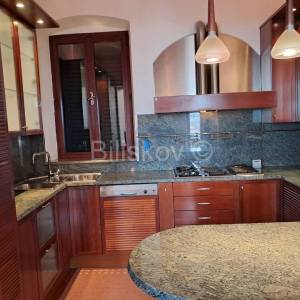 Marjan Split dugoročan najam parking