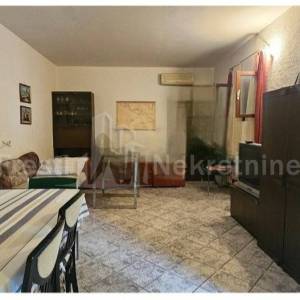 MASLENICA - ATRAKTIVNA APARTMANSKA KUĆA 100m OD PLAŽE