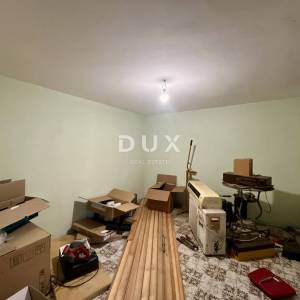 MATULJI - Kuća s potencijalom!