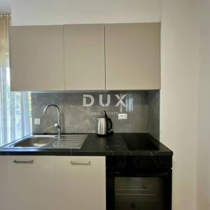 MATULJI, MIHOTIĆI - Stan za 3 radnika, prostran i funkcionalan