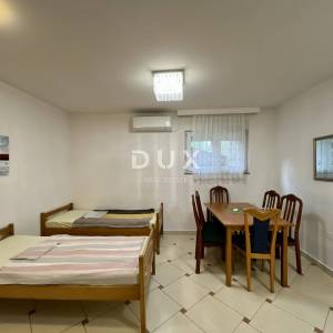 MATULJI, MIHOTIĆI - Stan za 6 radnika, prostran i funkcionalan