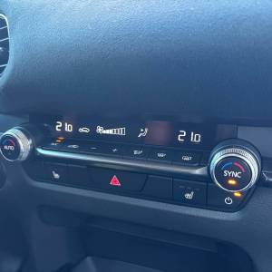 Mazda CX-30 2.5L e-G 140 6MT FWD Nagisa