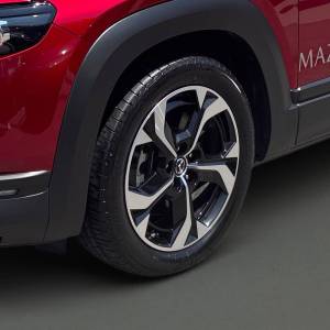 Mazda MX-30 R-EV MAKOTO INDUSTRIAL VINTAGE