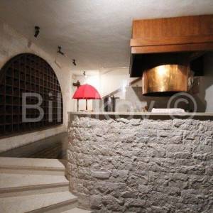 Medići, poslovno stambeni objekt