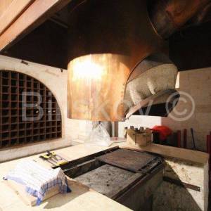 Medići, poslovno stambeni objekt