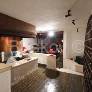 Medići, poslovno stambeni objekt