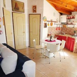 MEDULIN – AUTENTIČNA ISTARSKA KUĆA (KAŽUN) SA VRTOM, 600 M OD MORA