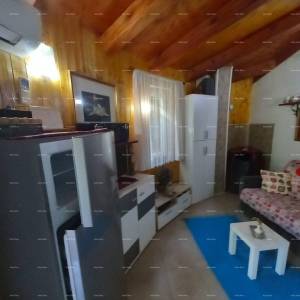 MEDULIN – AUTENTIČNA ISTARSKA KUĆA (KAŽUN) SA VRTOM, 600 M OD MORA