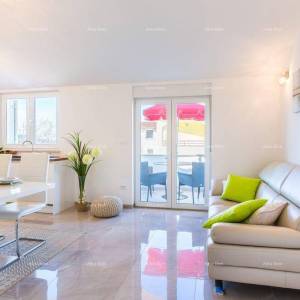 Medulin –  kuća s 2 apartmana, 100 m od plaže