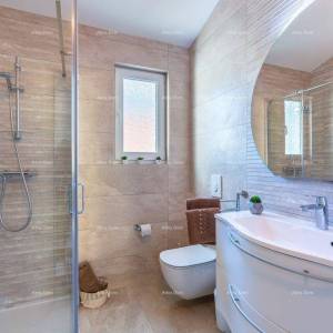 Medulin –  kuća s 2 apartmana, 100 m od plaže