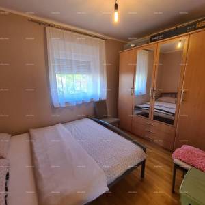 Medulin! Kuća sa 6 zasebnih stambenih jedinica!