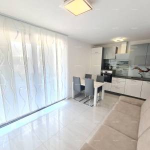 Medulin! Novogradnja! Prodaja potpuno opremljenog stana.