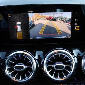 Mercedes-Benz GLA 200d AUTOMATIK *LED, NAVIGACIJA, KAMERA*