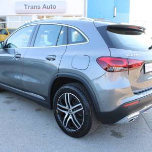 Mercedes-Benz GLA 200d AUTOMATIK *LED, NAVIGACIJA, KAMERA*