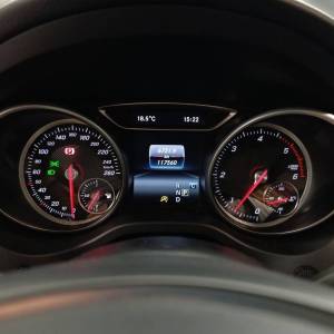 Mercedes-Benz GLA 200D