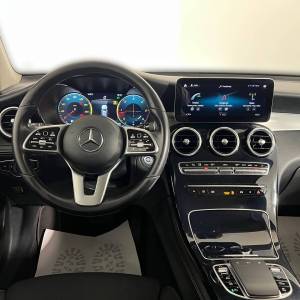 Mercedes-Benz GLC 220D 4 MATIC