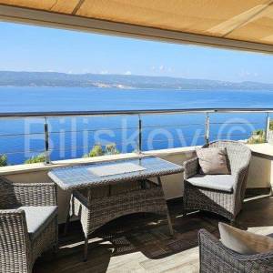  Mimice dvosoban stan, pogled na more, parking u garaži