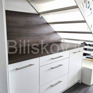  Mimice dvosoban stan, pogled na more, parking u garaži