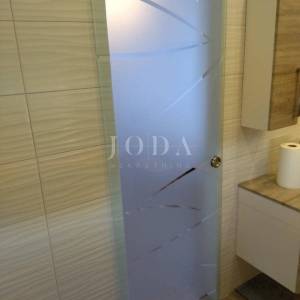 Moderan dvoetažni stan s dvjema terasama i otvorenim pogledom na Kvarner