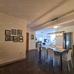 Moderan i prostran stan s pogledom na more – Ližnjan, 87,48 m²