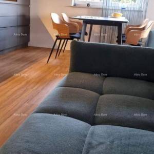 Moderan stan u prizemlju, Karigador, samo 350 m od mora!