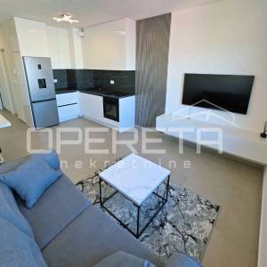 Moderna garsonijera u novogradnji blizu Malla, Split – Mejaši