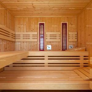 Moderna vila s bazenom u Premanturi!