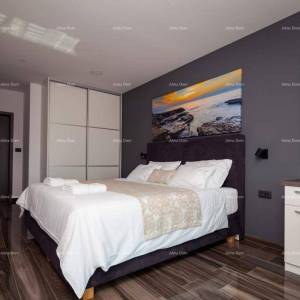 Moderna vila s bazenom u Premanturi!