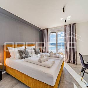 Moderna vila s otvorenim pogledom na more, povišena lokaciji uz Omiš