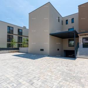 Moderni stan s parkirnim mjestom u novom rezidencijalnom kompleksu, Novigrad!