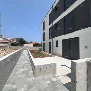 Mukalba. Medulin. Stan u novogradnji sa vlastitim bazenom