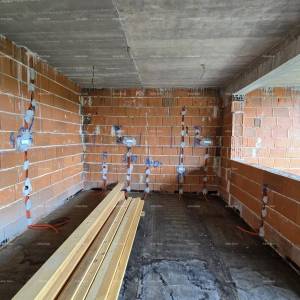 Na prodaju kuća u izgradnji – Muntić.