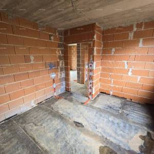 Na prodaju kuća u izgradnji – Muntić.