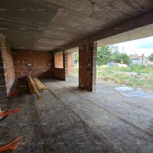 Na prodaju kuća u izgradnji – Muntić.