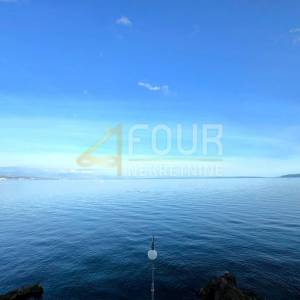 Najam, Ičići, etaža 145.22m2 uz samo more!