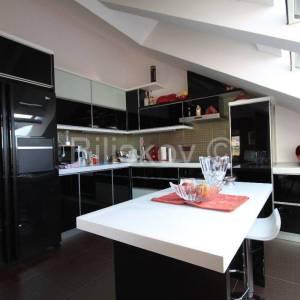 Najam, K. Kambelovac, luksuzan stan, 2 spavaće sobe, pogled