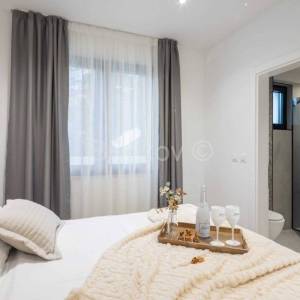 Najam Kaštel Kambelovac bazen lux 4 sobe